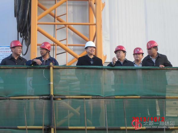 集團(tuán)公司對山大二院項(xiàng)目部進(jìn)行現(xiàn)場調(diào)研