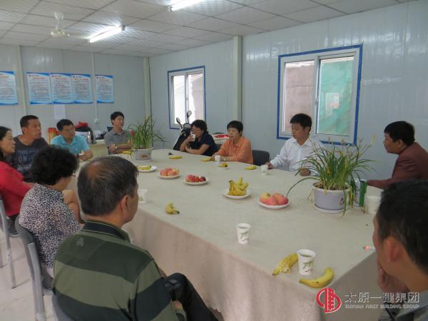 十三分公司承建太原實驗二中食堂及風雨操場、衛(wèi)生間工程舉行奠基儀式
