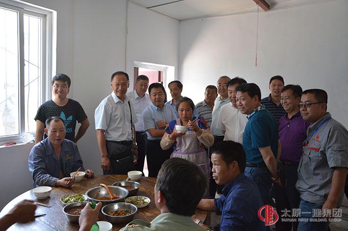 省住建廳、市住建委領(lǐng)導(dǎo)深入集團公司承建的省委黨校項目調(diào)研工作
