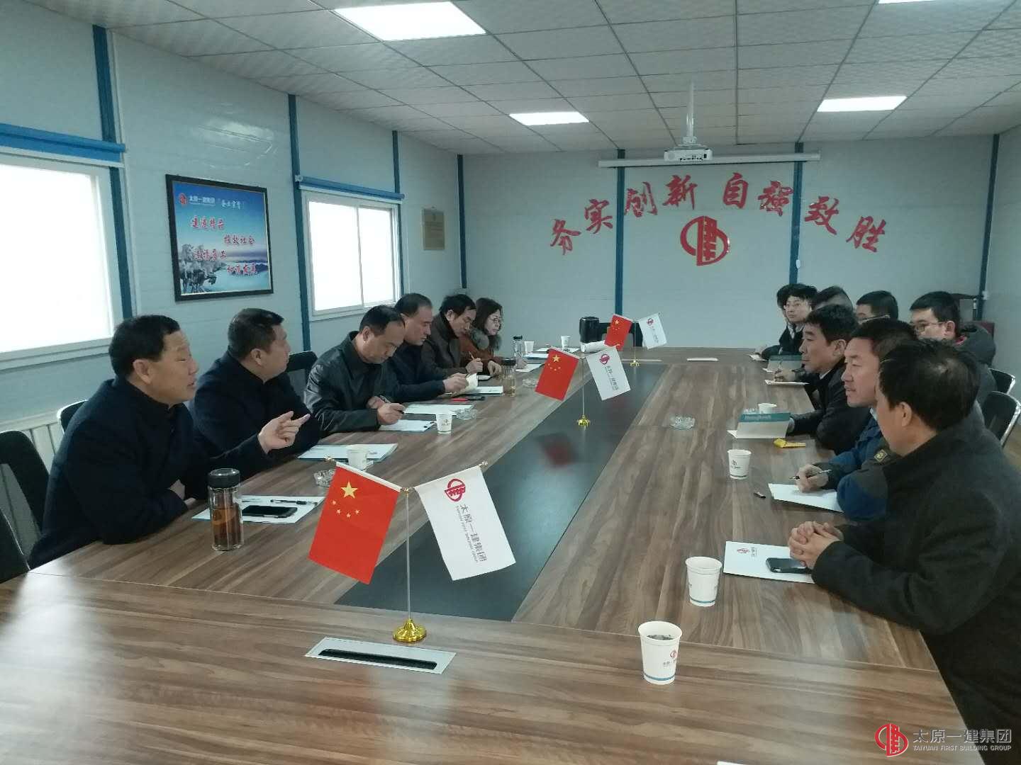 領(lǐng)導(dǎo)帶頭走基層、深入現(xiàn)場轉(zhuǎn)作風(fēng)